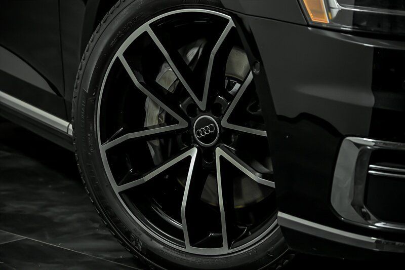 Used 2020 Audi A8 L 3.0T w/ Executive Package AWD/4WD image 3