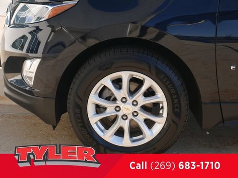 Used 2020 Chevrolet Equinox LT w/ Driver Convenience Package FWD image 44