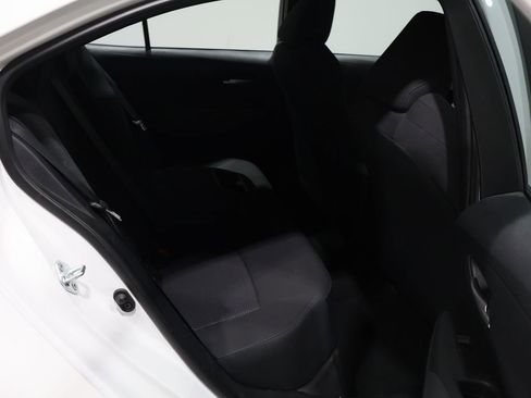 Used 2022 Toyota Corolla SE image 17