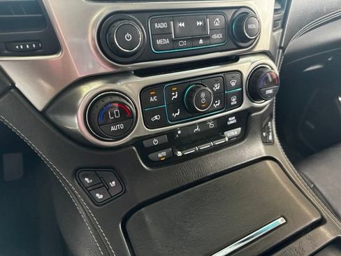 Used 2020 Chevrolet Suburban Premier w/ Max Trailering Package AWD/4WD image 19