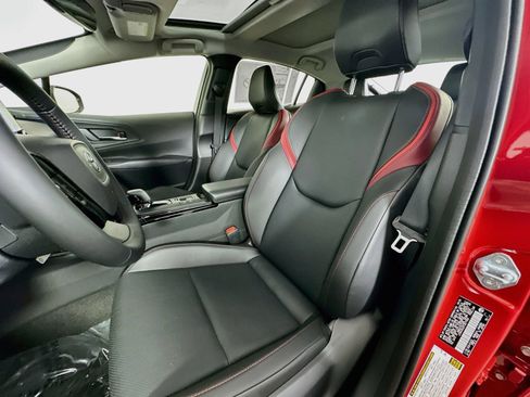 New 2026 Toyota Prius Plug-In Hybrid FWD image 21