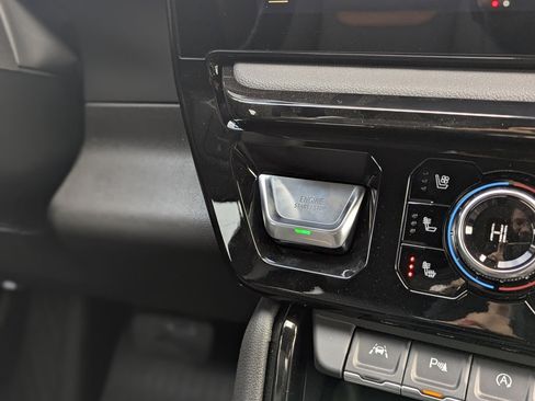 New 2026 GMC Sierra 1500 AT4 w/ AT4 Premium Package image 23