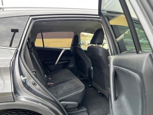 Used 2016 Toyota RAV4 LE AWD/4WD image 35