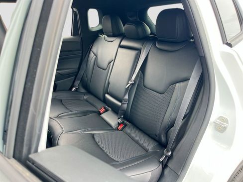 New 2026 Jeep Compass Latitude AWD/4WD image 22