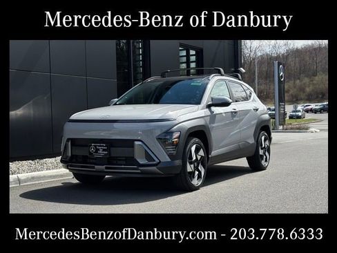 Used 2025 Hyundai Kona Limited AWD/4WD image 1