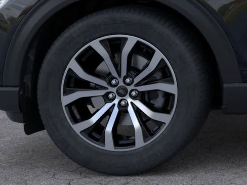 New 2026 Ford Explorer ST-Line RWD image 19