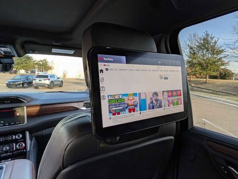 Used 2024 GMC Yukon XL Denali Ultimate image 27