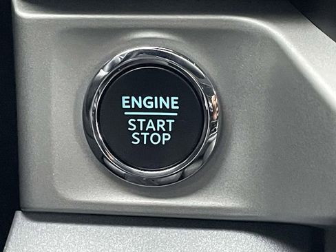 New 2026 Ford F250 XLT w/ XLT Premium Package image 5