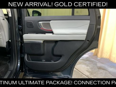 Certified 2025 Ford Expedition Platinum w/ Platinum Ultimate Package AWD/4WD image 15