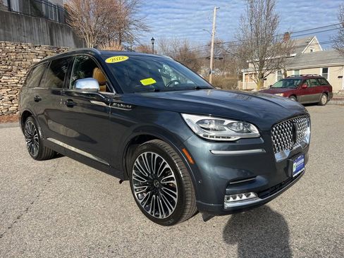 Used 2022 Lincoln Aviator Black Label w/ Dynamic Handling Package image 8