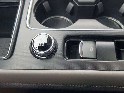 New 2026 Lincoln Corsair Premiere image 24