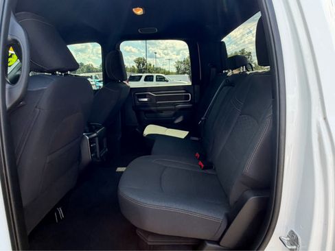 Used 2025 RAM 3500 Big Horn AWD/4WD image 33