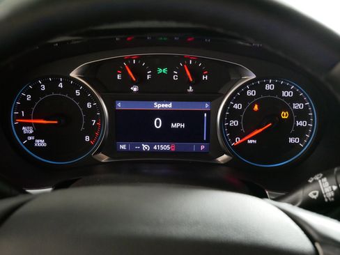 Used 2023 Chevrolet Traverse LT image 21