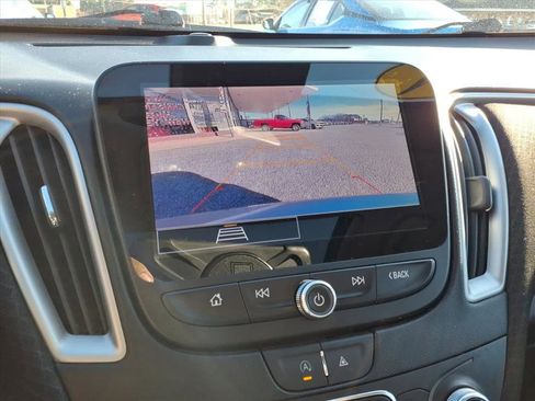 Used 2024 Chevrolet Malibu LT image 35