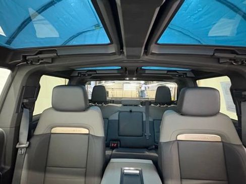 Used 2024 GMC Hummer EV 3X image 28