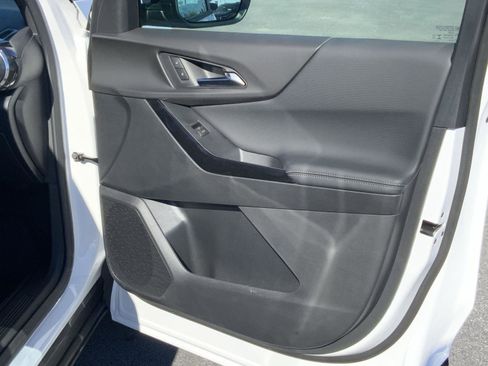 New 2026 Chevrolet Equinox LT w/ Convenience Package II image 64