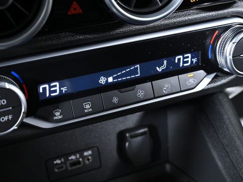 Used 2020 Nissan Sentra SV image 19