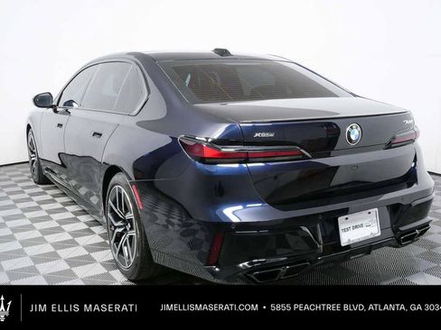 Used 2023 BMW 760i xDrive AWD/4WD image 26