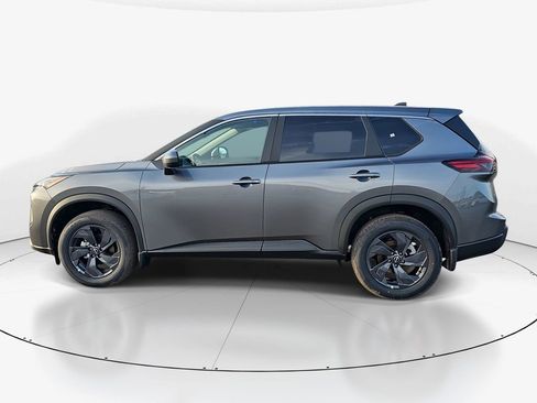 New 2026 Nissan Rogue SV image 8