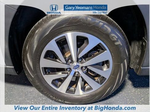 Used 2025 Subaru Outback Premium AWD/4WD image 14