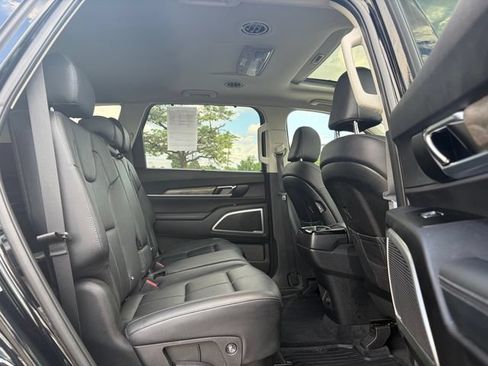 Used 2020 Kia Telluride EX AWD/4WD image 9