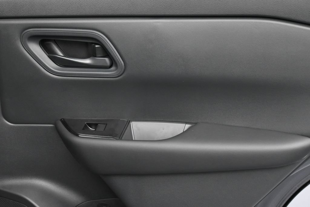 New 2026 Nissan Rogue S FWD image 31
