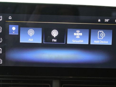 Used 2024 Chevrolet Trax LT image 27