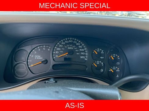 Used 2005 Chevrolet Tahoe Z71 w/ Preferred Equipment Group AWD/4WD image 9