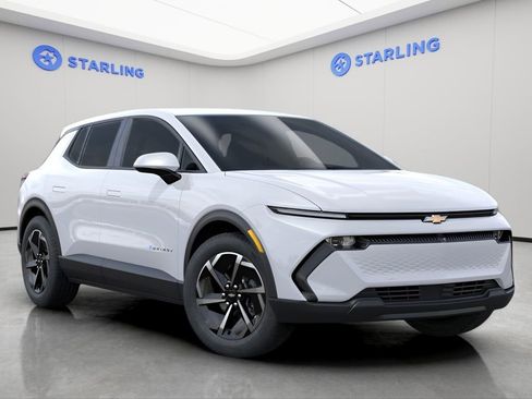 New 2026 Chevrolet Equinox EV LT image 7