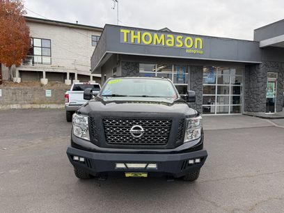 Used 2018 Nissan Titan SV w/ SV Convenience Package