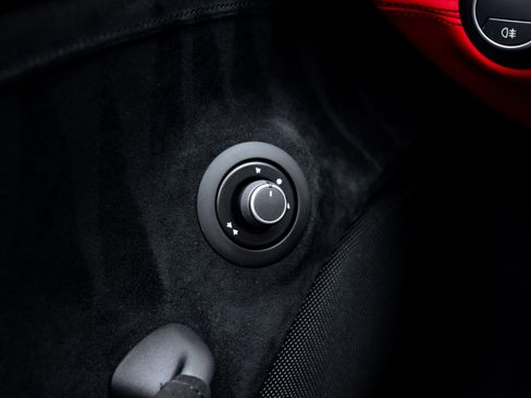 Used 2019 Ferrari 488 GTB RWD image 43