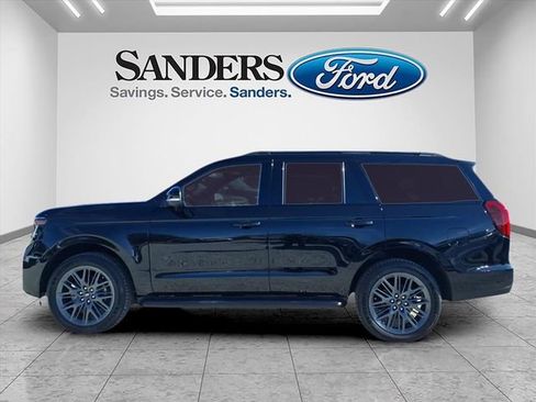 New 2026 Ford Expedition Platinum w/ Stealth Appearance Package image 3