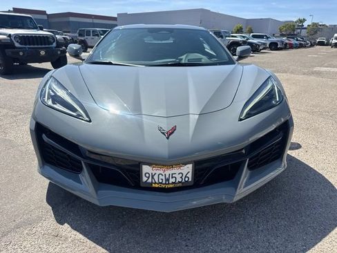 Used 2024 Chevrolet Corvette Z06 RWD image 2
