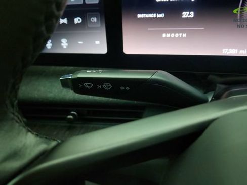 Used 2025 Lucid Air Pure RWD image 42