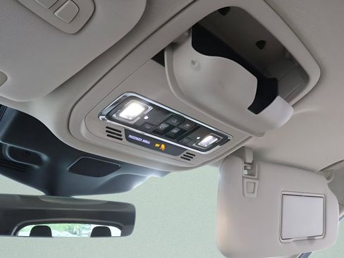 Used 2023 Lincoln Aviator Reserve AWD/4WD image 17