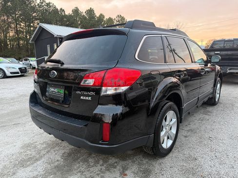 Used 2013 Subaru Outback 2.5i Limited image 5