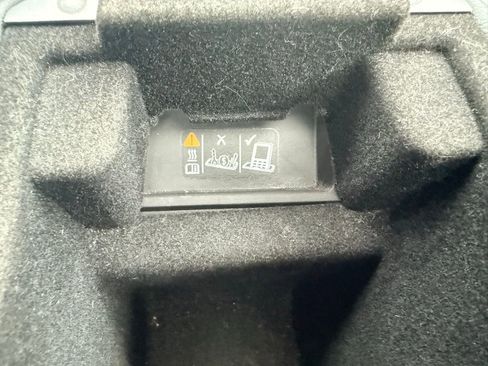 Used 2017 Cadillac XT5 Luxury image 27