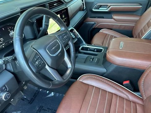 Used 2025 GMC Sierra 2500 Denali Ultimate AWD/4WD image 10