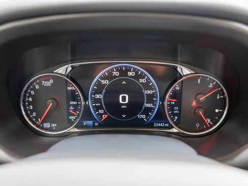 Used 2021 GMC Acadia Denali w/ GMC Pro Grade Package image 25