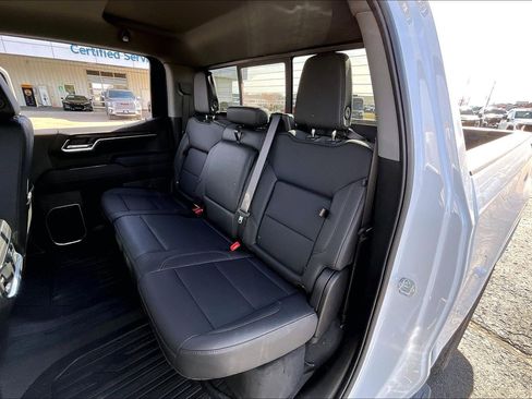 New 2026 GMC Sierra 1500 SLT w/ SLT Premium Plus Package image 10