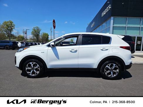Used 2020 Kia Sportage LX w/ LX Popular Package AWD/4WD image 8