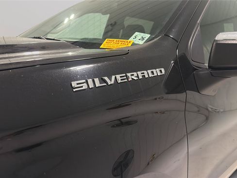 Used 2021 Chevrolet Silverado 1500 LT AWD/4WD image 29