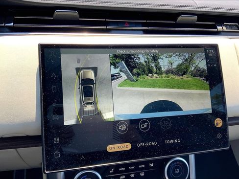 Used 2023 Land Rover Range Rover SE AWD/4WD image 26