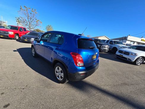 Used 2015 Chevrolet Trax LS image 51