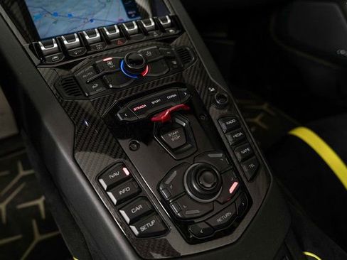 Used 2017 Lamborghini Aventador LP 750-4 Superveloce image 23