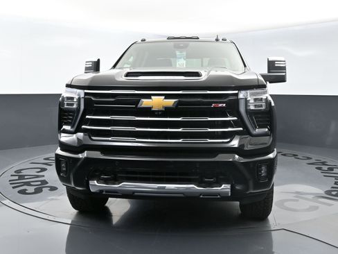Used 2025 Chevrolet Silverado 2500 LT w/ Z71 Chrome Sport Edition AWD/4WD image 5