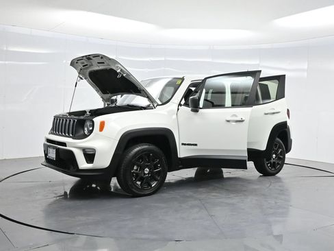 Used 2023 Jeep Renegade Latitude AWD/4WD image 39