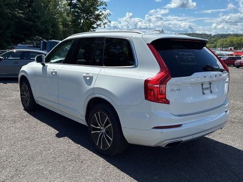 Used 2020 Volvo XC90 T6 Momentum AWD/4WD image 9
