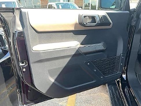 Used 2023 Ford Bronco Wildtrak AWD/4WD image 19