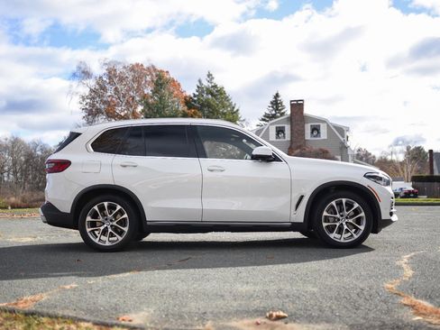 Used 2021 BMW X5 xDrive45e w/ Premium Package 3 image 25
